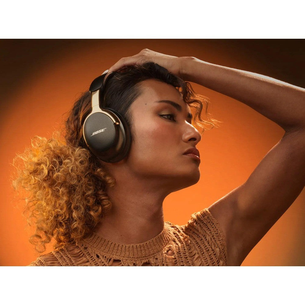 Bose trådløse over-ear Hodetelefoner QuietComfort Ultra 2. generasjon Svart Gull