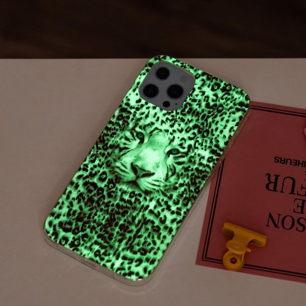 iPhone 15 Pro Deksel Motiv Hvit Tiger