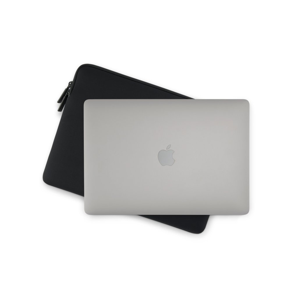 Pipetto Classic Fit Sleeve for MacBook Neo Svart