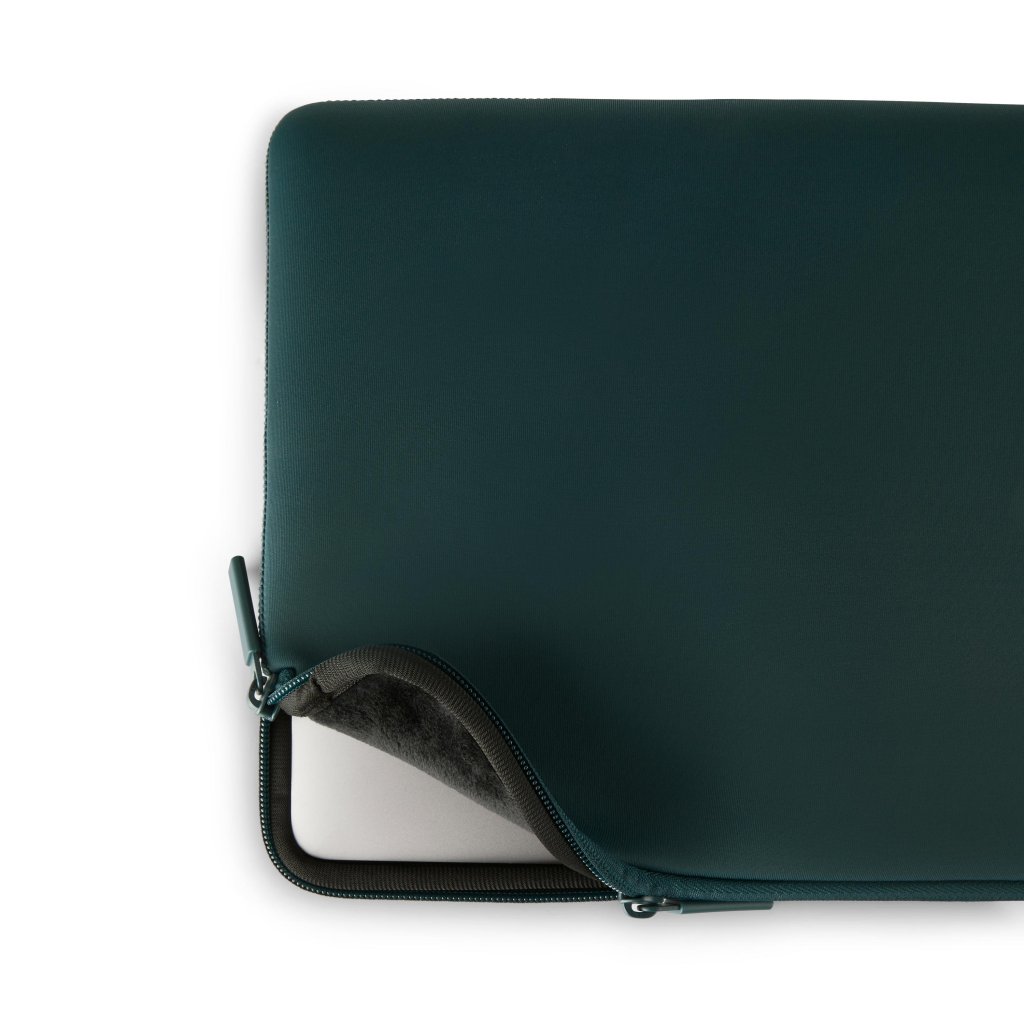 Pipetto Classic Fit Sleeve til MacBook Neo Dark Teal