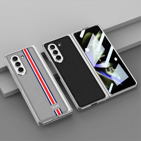 GKK Samsung Galaxy Z Fold 5 Deksel Stripe Svart