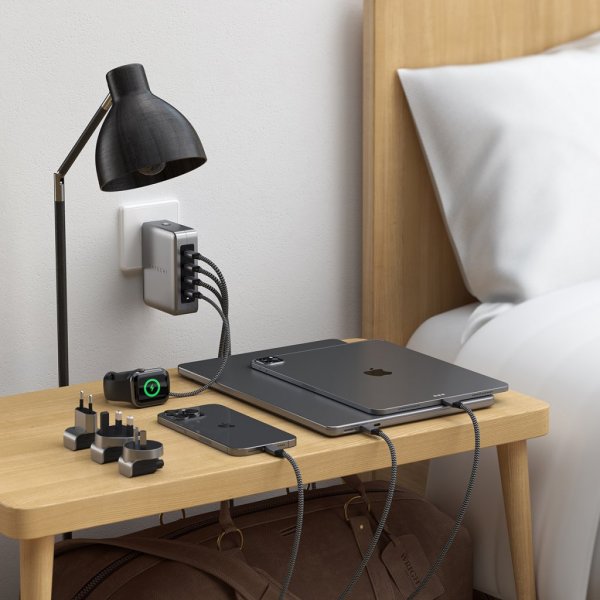 Satechi Lader 145W USB-C 4-Port GaN Travel Charger