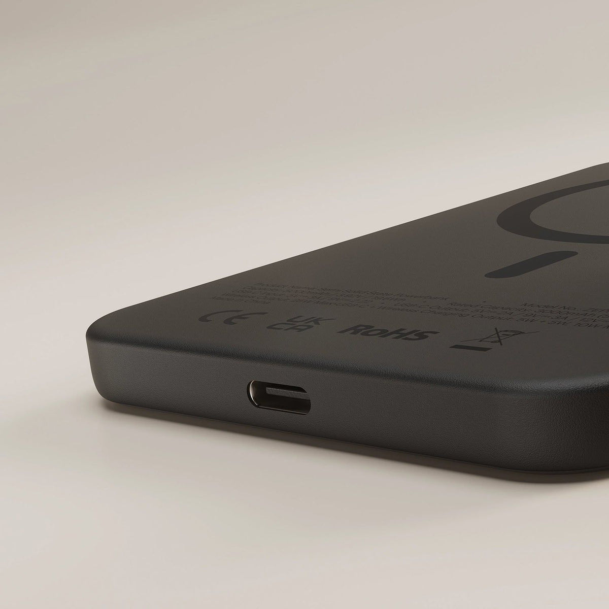 Zens Semi Solid State Powerbank Qi2.2 5 000 mAh Svart