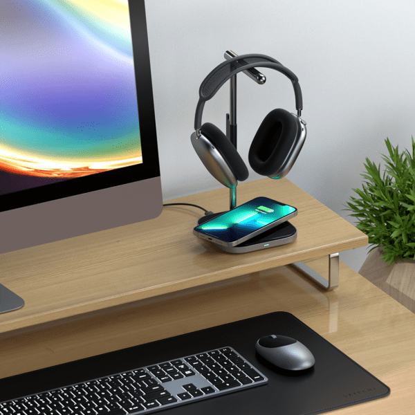 Satechi Aluminum Headphone Stand with built in wireless charging