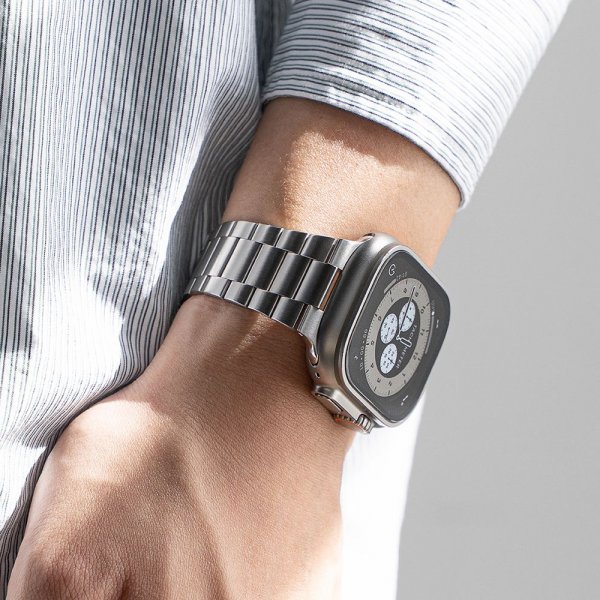 Ringke Apple Watch 44/45/46mm/Ultra 49mm  Armbånd Metal One Air Sølv