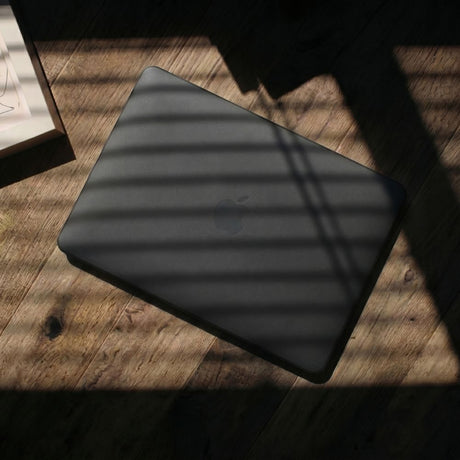 Tech-Protect MacBook Neo 13 Deksel SmartShell Svart