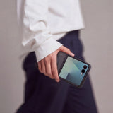 Tech-Protect Samsung Galaxy Z Flip 8 Deksel MagMat MagSafe Svart