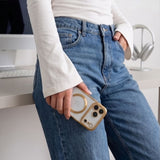 Tech-Protect iPhone 17 Pro/iPhone 18 Pro Deksel MagFlex MagSafe Gull