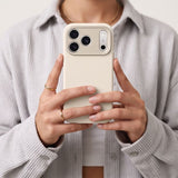 Tech-Protect iPhone 17 Pro Max/iPhone 18 Pro Max Deksel Uniq MagSafe Beige