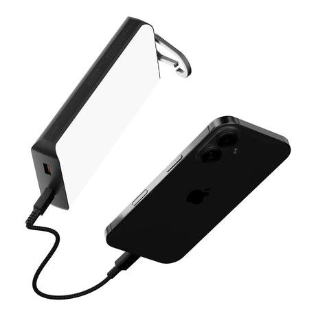 Xtorm Powerbank med solcelle og lommelykt Go2 10 000 mAh 20W Svart