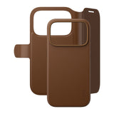 CARE by PanzerGlass iPhone 17 Pro/iPhone 18 Pro Etui Tango Wallet MagSafe Brun