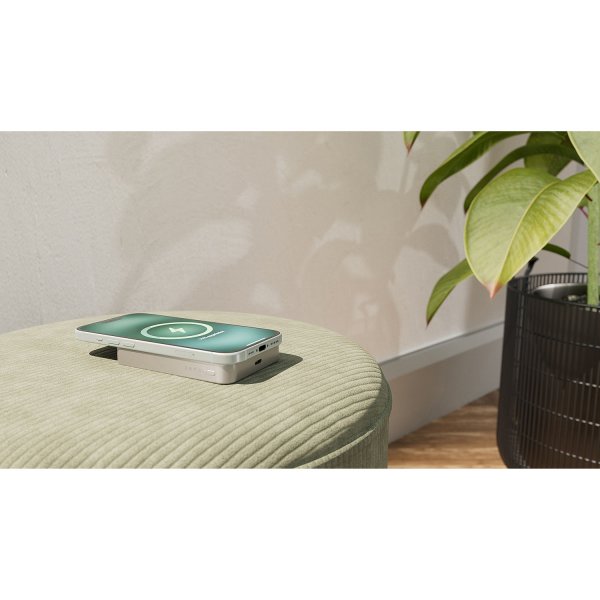 Zens Powerbank Pro 1 Slim 10 000 mAh Qi2 MagSafe Hvit
