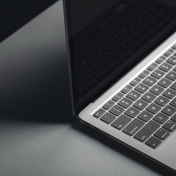 Moshi MacBook Air 13 M2 (A2681) Skjermbeskytter iVisor XT Clear Screen Protector