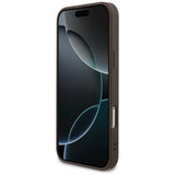 Guess iPhone 17 Pro Max/iPhone 18 Pro Max Deksel 4G Small Classic Logo Brun