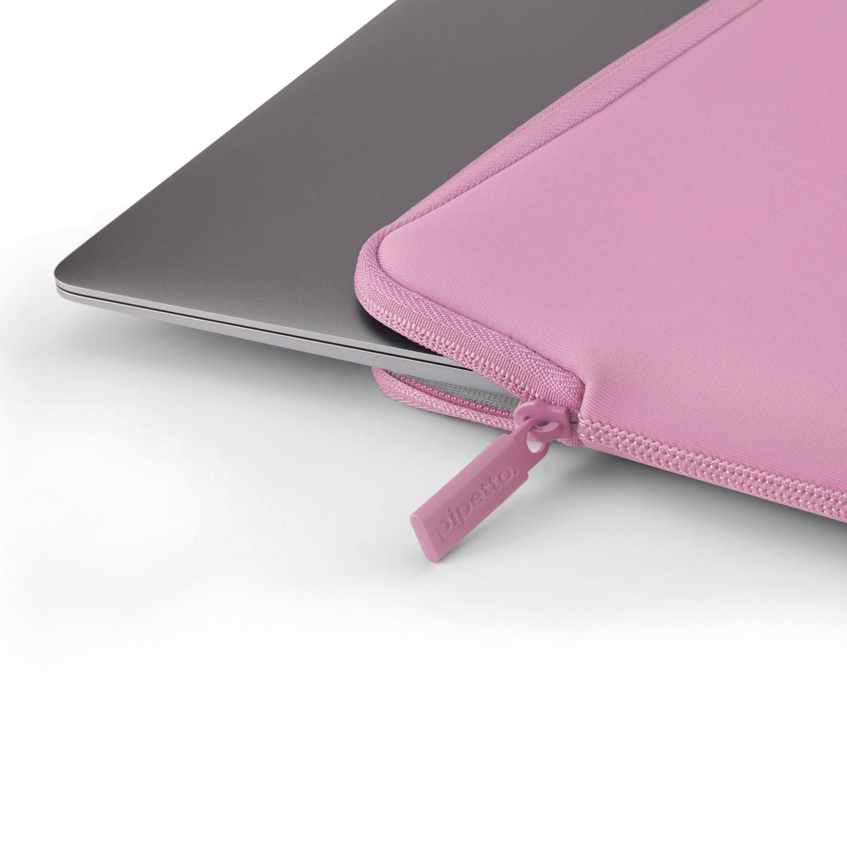 Pipetto MacBook Neo 13 Sleeve Classic Fit Sleeve Pop Pink