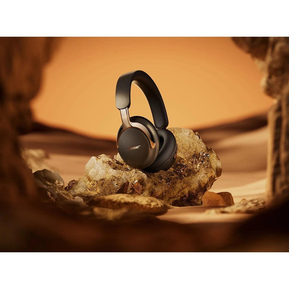 Bose trådløse over-ear Hodetelefoner QuietComfort Ultra 2. generasjon Svart Gull
