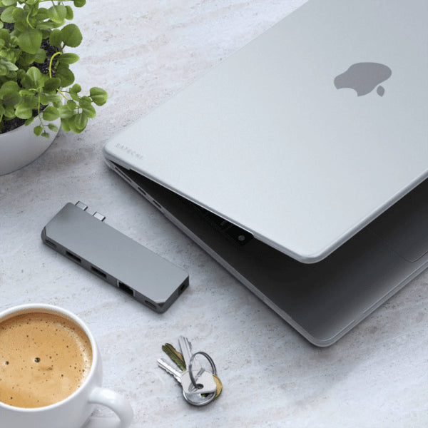 Satechi MacBook Air 13 M2 (A2681)/M3 (A3113) Deksel Eco-Hardshell Case Clear