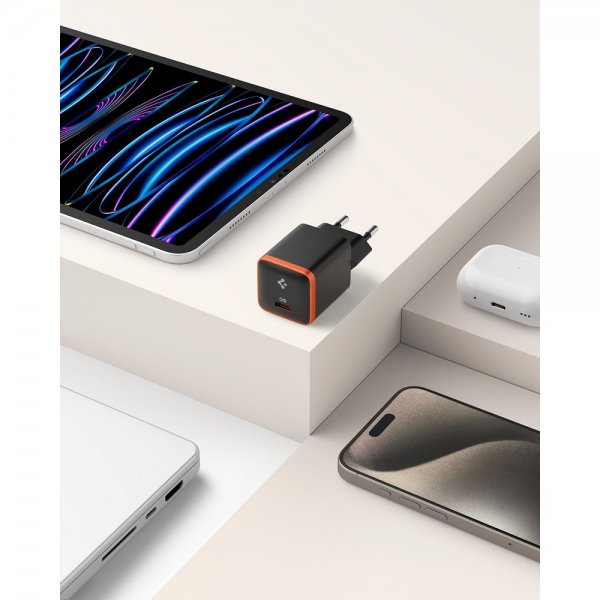 Spigen Essential Lader 30W USB-C Svart