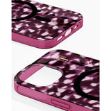 Ideal of Sweden iPhone 13/14/15/16e/17e Klar deksel med MagSafe Cherry Crush