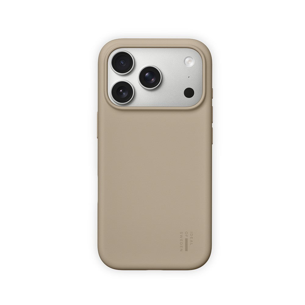 Ideal of Sweden iPhone 17 Pro Max/iPhone 18 Pro Max Deksel i silikon med MagSafe Perfect Beige