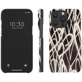 agood company iPhone 13 Pro Deksel Plantbasert Graffiti Heart Black White