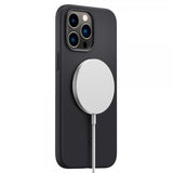 Spigen iPhone 14 Pro Deksel Silicone Fit MagFit Svart