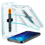 Spigen iPhone 14 Pro Skjermbeskytter GLAS.tR EZ Fit 2-pakning