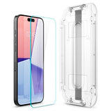 Spigen iPhone 15 Pro Max Skjermbeskytter GLAS.tR EZ Fit 2-pakning