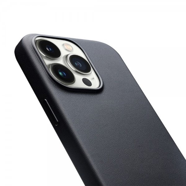 Qialino iPhone 15 Pro Deksel Kunstlæder MagSafe Svart