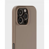 holdit iPhone 16 Pro Deksel Silikon Mocha Brown