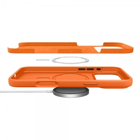 Spigen iPhone 17 Pro Deksel Silicone Fit MagFit Cosmic Orange