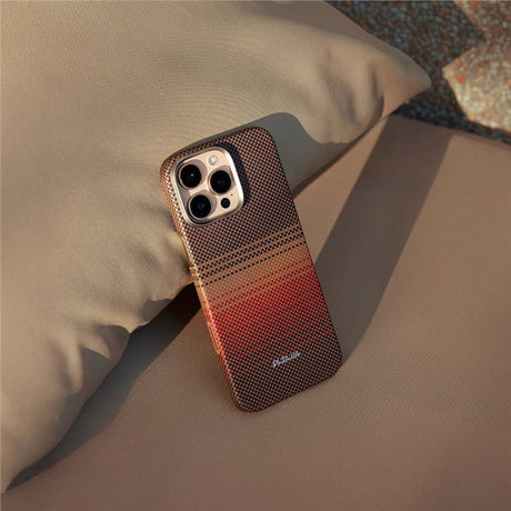 Pitaka iPhone 16 Pro Max Deksel Edge MagSafe Sunset