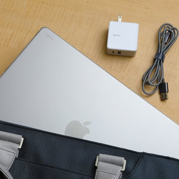 Moshi MacBook Pro 14 M1/M2 (A2442 A2779) Deksel iGlaze Hardshell Case Stealth Clear
