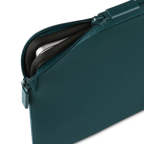 Pipetto Classic Fit Sleeve for MacBook Neo 13 Dark Teal