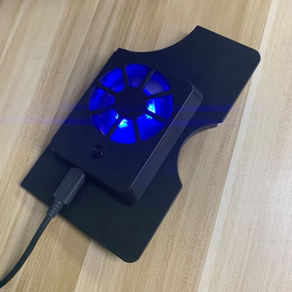 Dobe Nintendo Switch OLED Kjølevifte Blåbelysning Svart