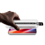 Spigen iPhone 18 Pro Skjermbeskytter Glas.tR EZ Fit Pro Privacy 2-pakning