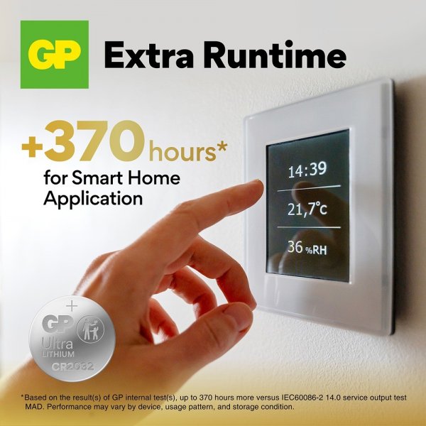 GP Ultra Lithium Battery Button cell CR2032 4-pack