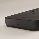 Zens Semi Solid State Powerbank Qi2.2 10 000 mAh Svart
