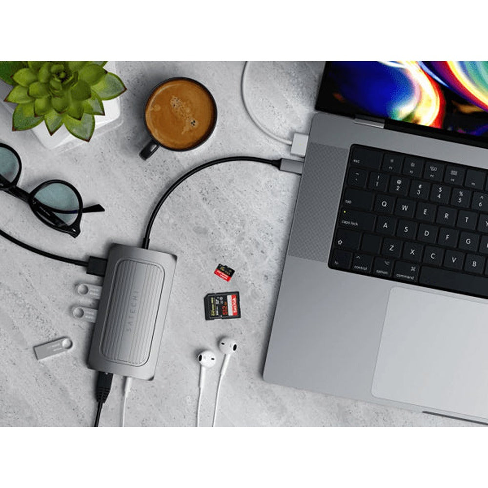 Satechi USB-4 Multiport Adapter 8K HDMI