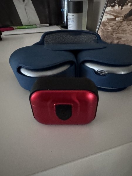 AirPods Pro 2 Deksel Låsbar Rød