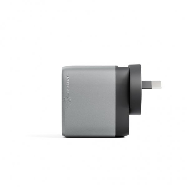 Lader Rapid Power 67W Multi-Country Travel GaN Charger