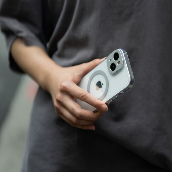 iPhone 15 Pro Deksel iGlaze MagSafe Meteorite Gray