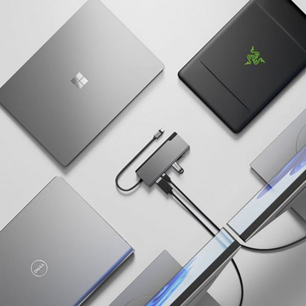Ultra USB-C Dock PLUS V2 Minnekortleser Grå