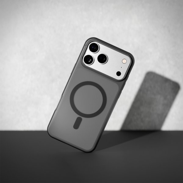 iPhone 17 Pro Max Deksel Daylight MagSafe Svart