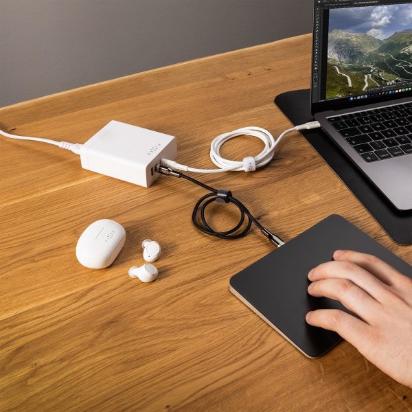 Skrivebord Lader GaN140 Charging Dock 2xUSB-C & 1xUSB-A