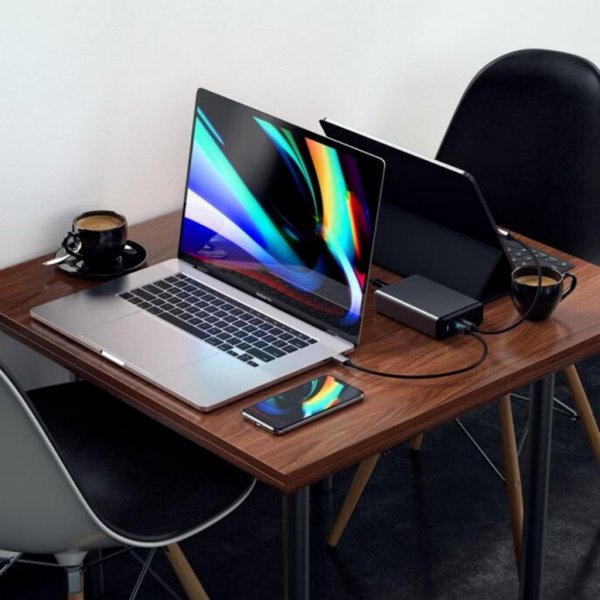 108W PD reseLader med dubbla USB-C och USB-A uttag Grå